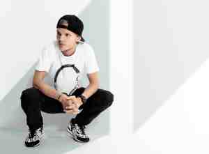 AVICII_press_87_01 low res