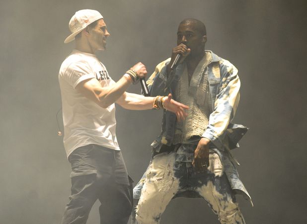 showbiz-kanye-lee-nelson-glastonbury