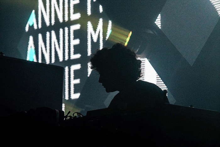 c2c57c_49cf509ec07d4e998b589653587d6473